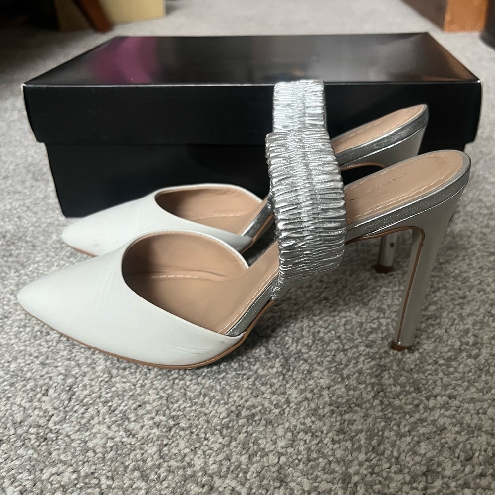 Pure Navy White and Silver Leather Slingback Pumps